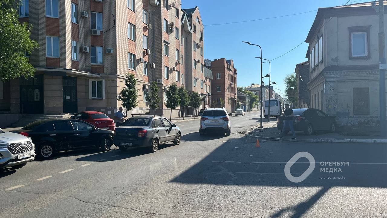 дтп максима горького