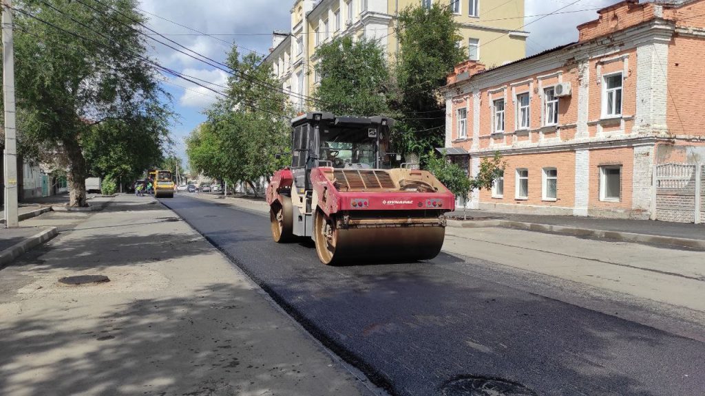 В Оренбурге ремонтируют дороги к популярным туристическим объектам