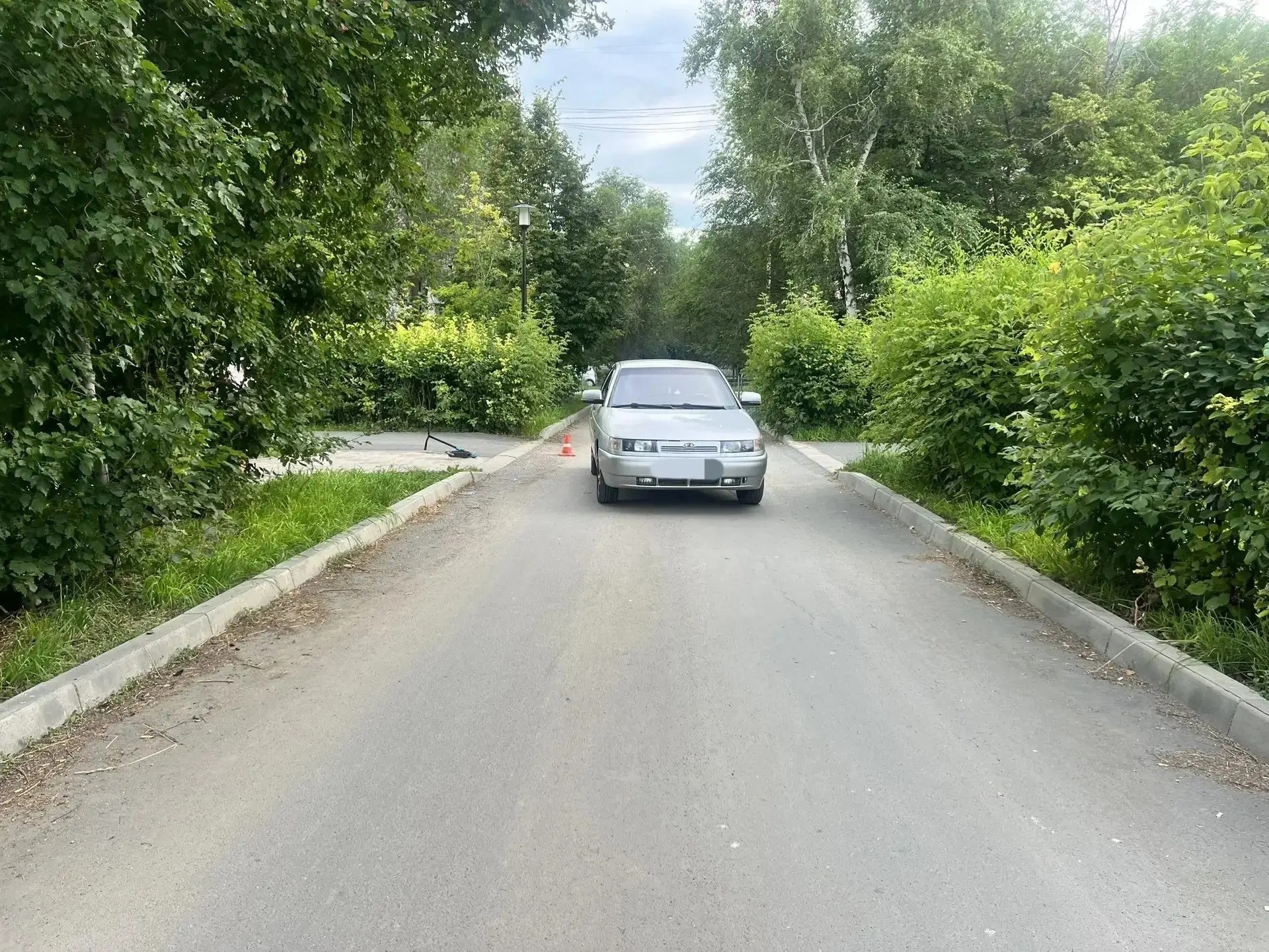 ребенок попал под машину