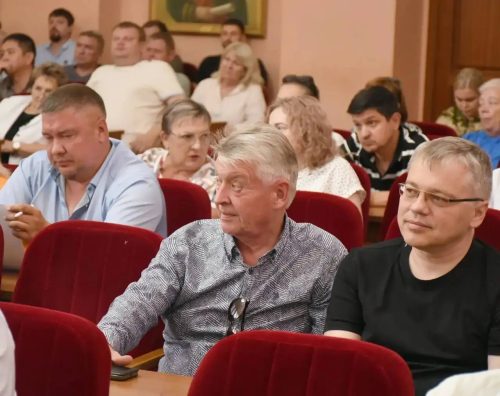 УК будут лишать лицензии без паспорта готовности дома к зиме