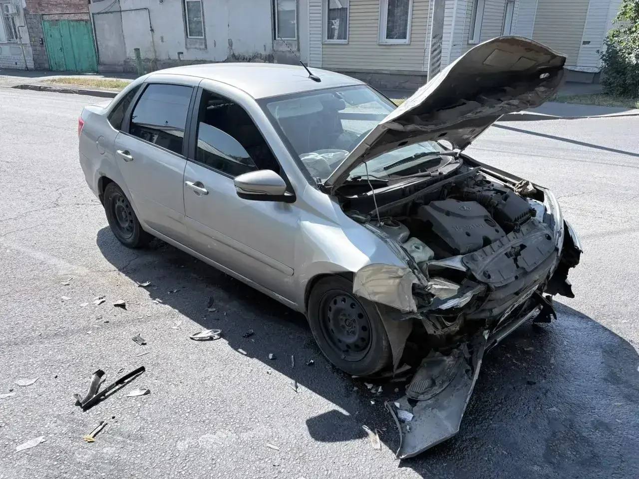 Шесть пострадавших доставили в больницу после ДТП