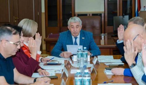 определят нового спикера парламента 1 октября