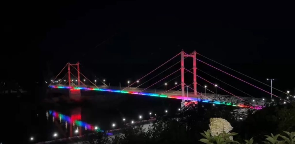 мост через урал